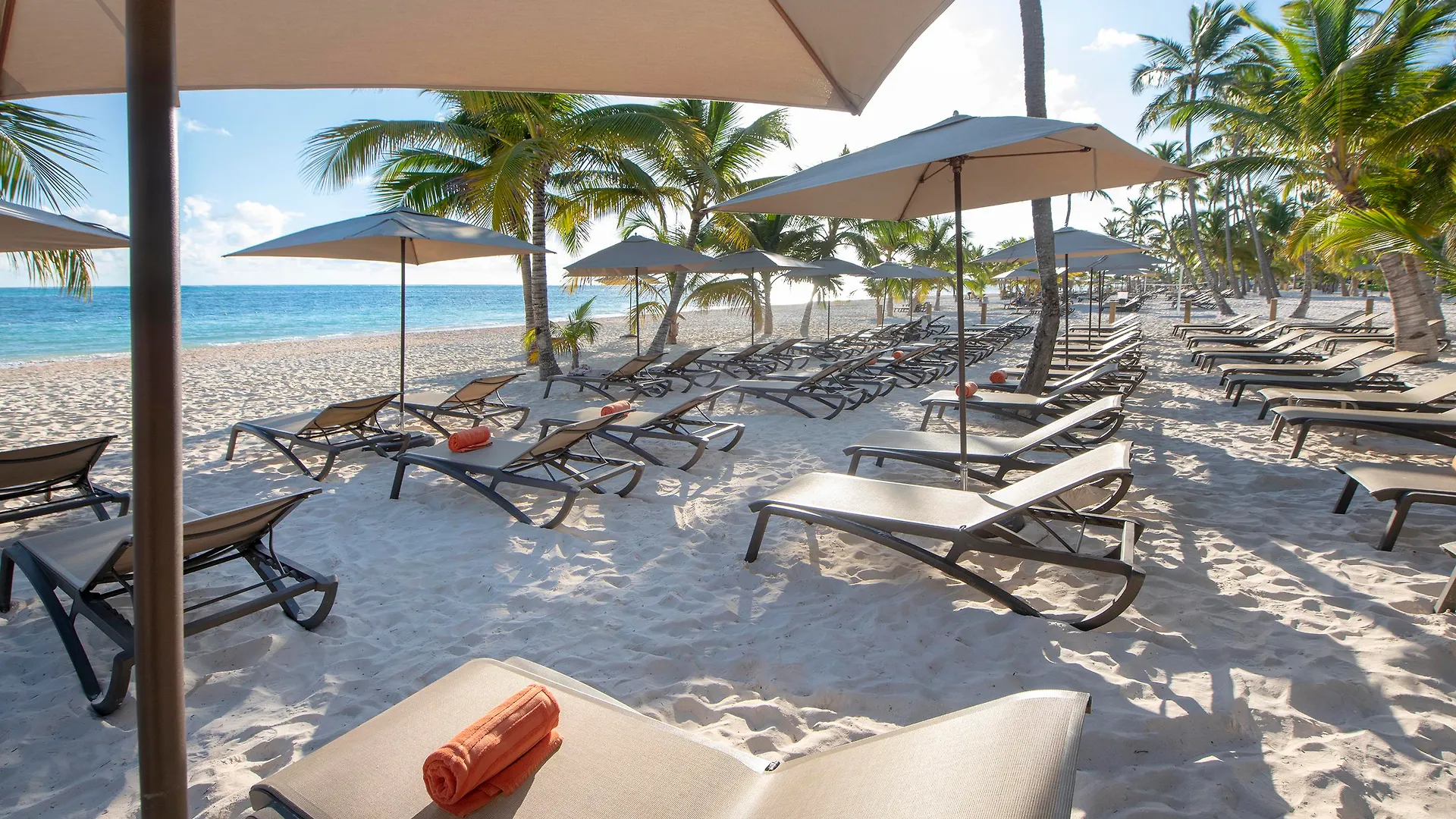 Unique Club At Lopesan Costa Bavaro 5*,