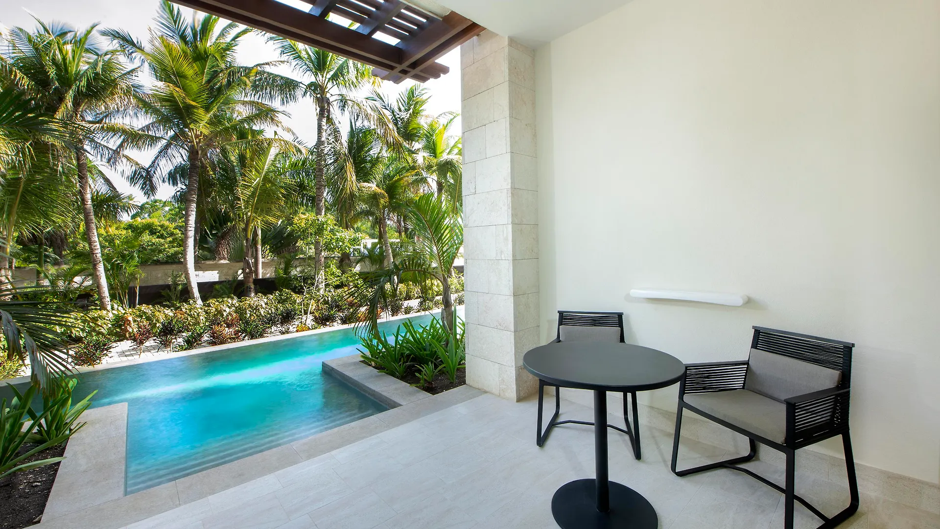 Unique Club At Lopesan Costa Bavaro Hotel