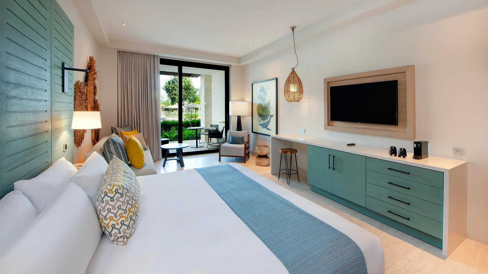 Unique Club At Lopesan Costa Bavaro Hotel